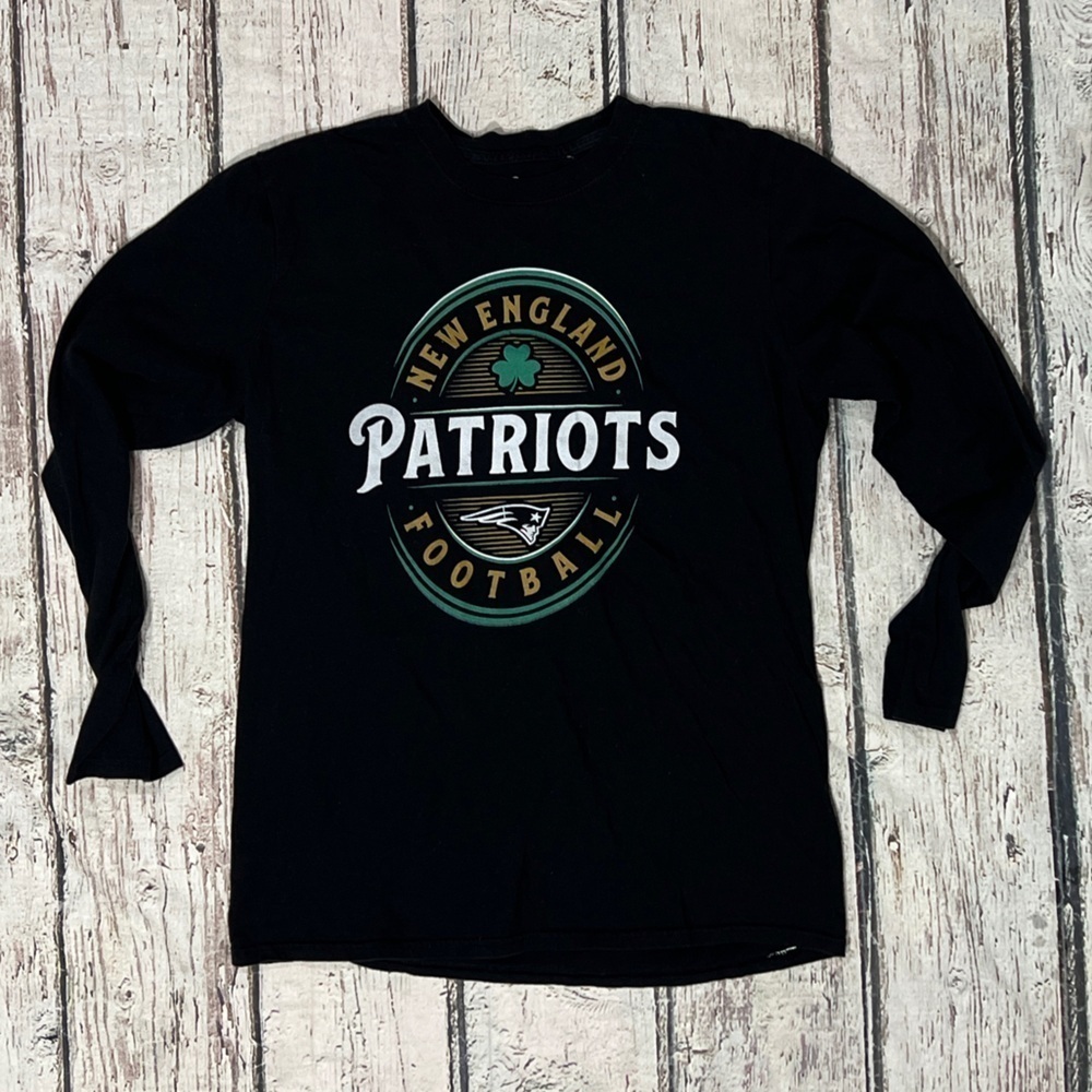 New England Patriots NFL Football Long Sleeve Irish St Patricks Day Tee Womens